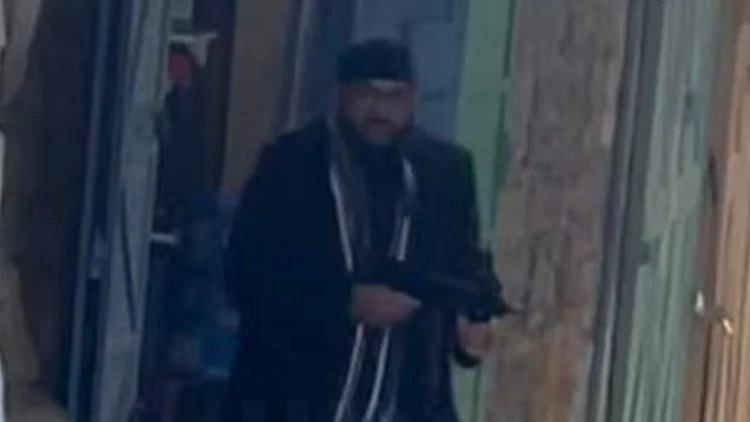 פאדי אבו שחידם בזירת הפיגוע בירושלים