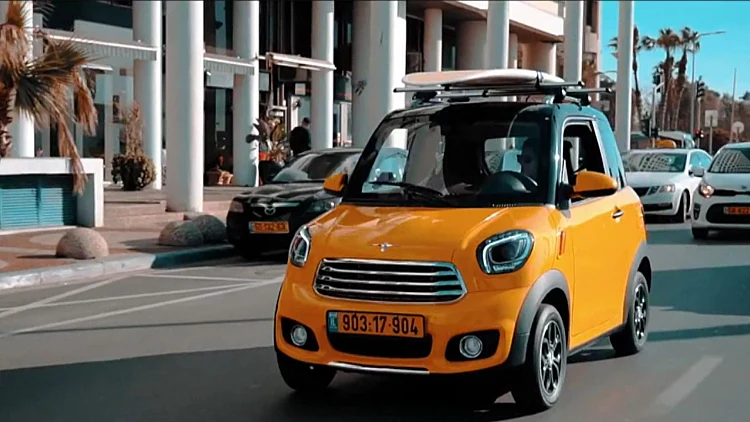 חשמלי ופצפון: הרכב שיפתור את בעיית החנייה בישראל