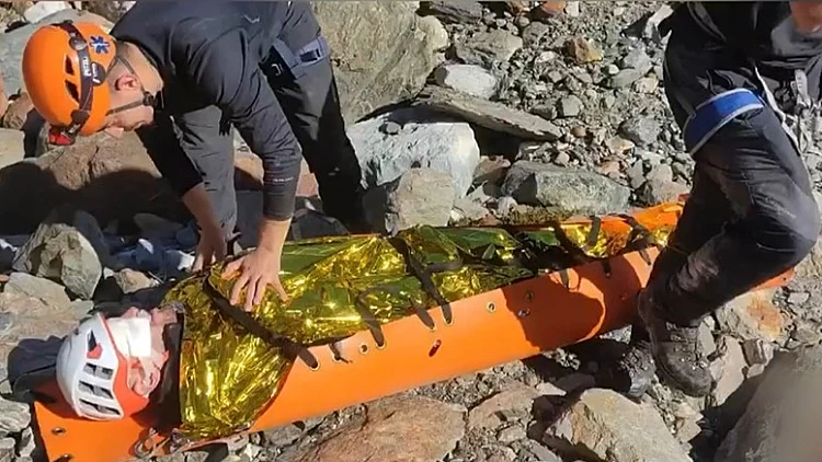 ארגנטינה: מטייל ישראלי חולץ לאחר שנלכד בקרחון במשך 24 שעות