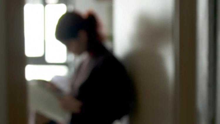 נערה התלוננה שתלמיד מכיתתה אנס אותה - ביה"ס ניסה לטייח