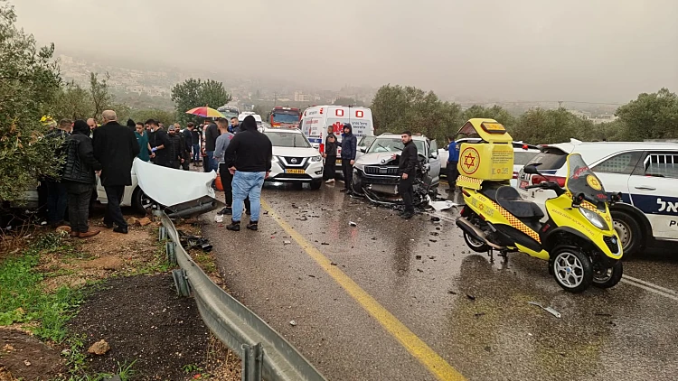 הקטל בכבישים: גבר בן 40 נהרג סמוך למע'אר, בן 6 נפצע בינוני-קשה
