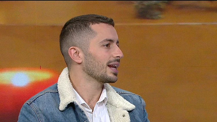 לאחר שאימו נפטרה מסרטן - הקים מותג אופנה שתורם מרווחיו לחולי סרטן