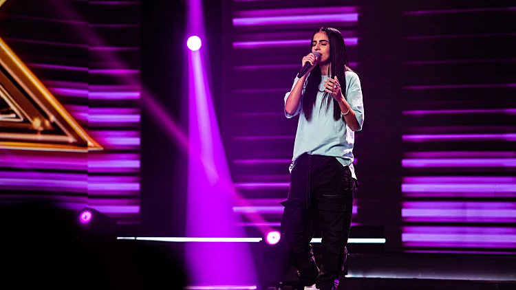 שחר אדמוני – לבן בחלום שחור