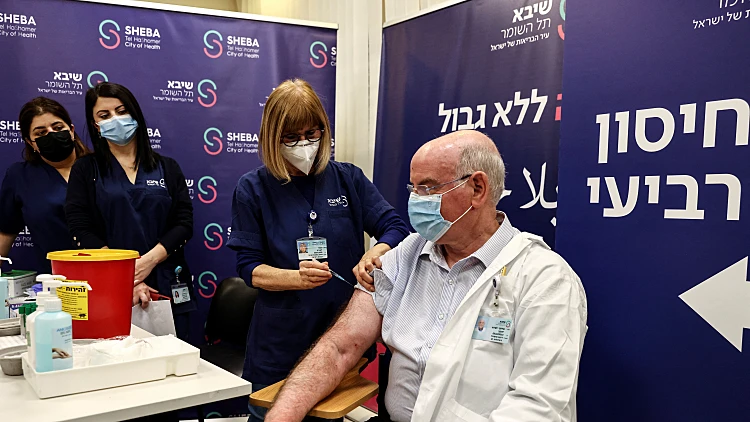 מחקר: החיסון הרביעי משפר פי 3 את ההגנה מתחלואה קשה