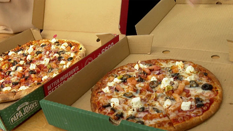 לאכול בלי נקיפות מצפון: טרנד הפיצה, ההמבורגר והלחם - בלי פחמימות