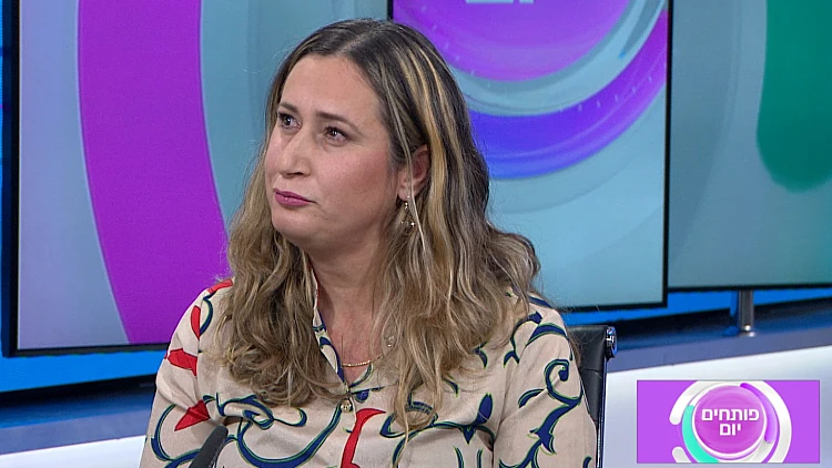 שווים: בת אל מור, לקויית ראייה שלא נותנת ללקות לעצור אותה