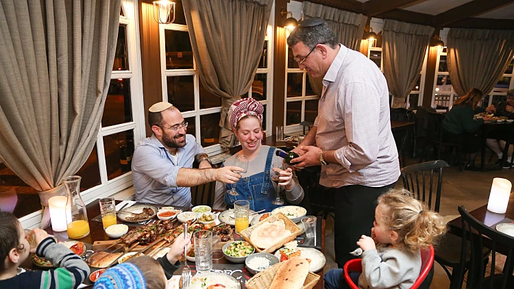 אנטריקוטי – מסעדת שף בשרים מהדרין – מסעדה שהיא בית | רשת 13