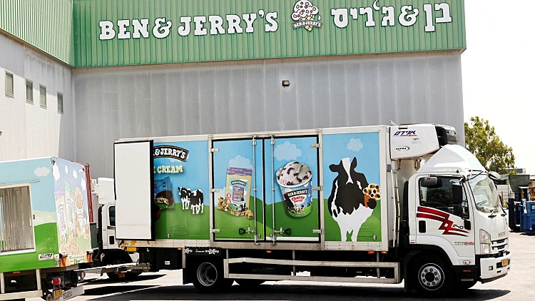 בן אנד ג'ריס תובעת: "לא למכור ביהודה ושומרון"