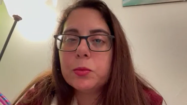 "הרבה אנשים שואלים אותי: איך עיוור עובד על סמארטפון?" | רשת 13