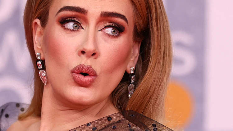 הזמרת הבריטית אדל