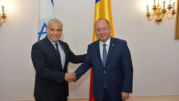 לפיד בגינוי חריף: "אין הצדקה לפלישה הרוסית - קוראים לקרמלין להפסיק את הירי"
