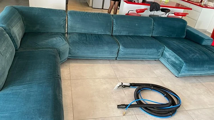 פסח 2022, כבר לא רבים בגלל ניקוי הספה | רשת 13