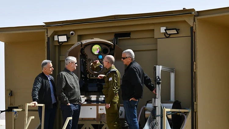 "מחסנית שלא נגמרת": קרן הלייזר שתיירט פצמ"רים ומל"טים