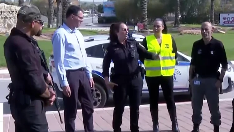"כל מקום יכול להפוך לזירת פיגוע": גל הטרור - והפגיעה בתחושת הביטחון