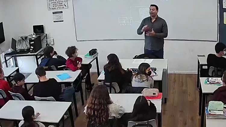 "מי שלא היה מורה לא יכול להבין": אריק זאבי ופרופ' גליה רהב חוזרים לביה"ס