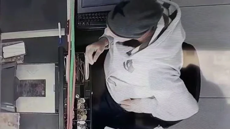 חשוד שגנב כמיליון ש"ח מבעל עסק - ומסתובב חופשי: "לא ראינו ממנו שקל"