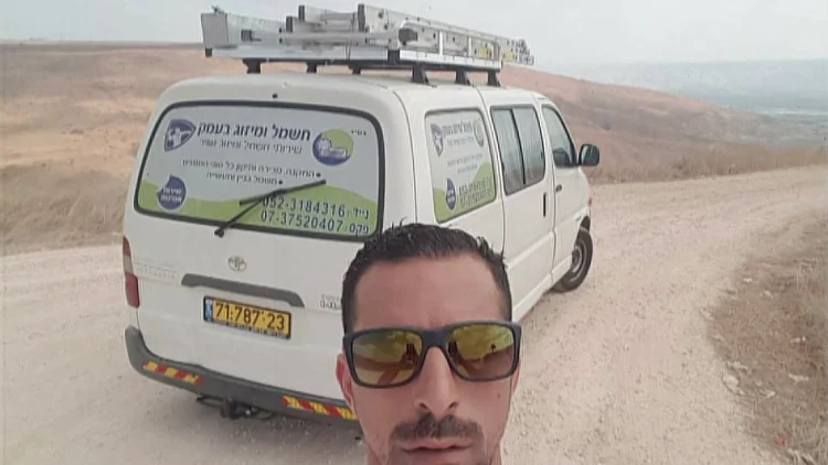 המחווה המרגשת של חמזי לקשישים הנזקקים