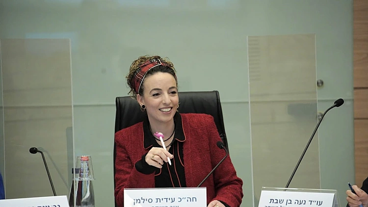 האיומים, ההתקפות והמשבר: הלחצים שהביאו לפרישה של סילמן