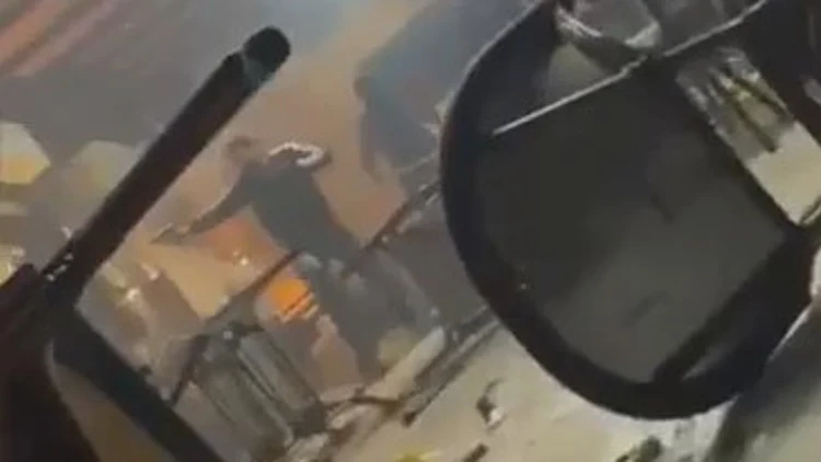 אחרי היריות בבתי קפה ברהט: עשרות שוטרים הוקפצו לעיר