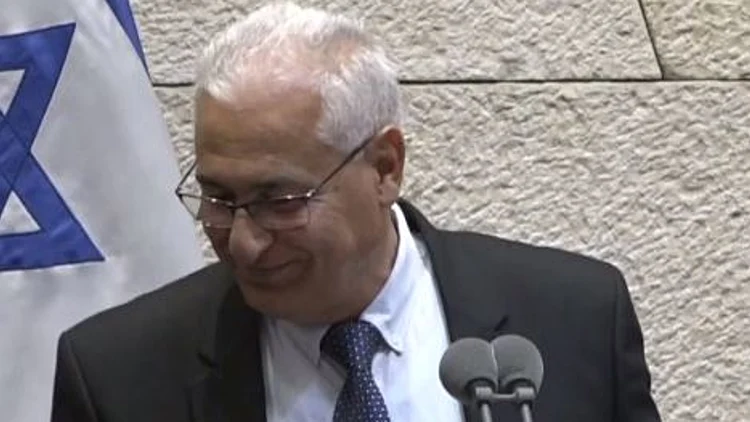 ח"כ גנאים: "רצינו שינוי - אבל דוחפים אותנו החוצה"