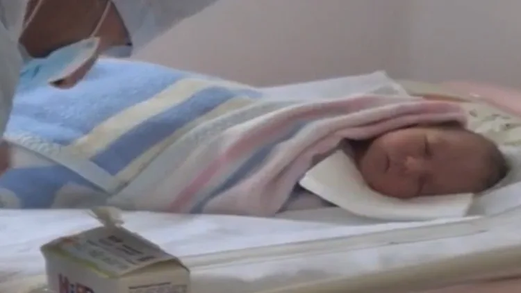 "הבאנו אותך לארץ השמש": המבצע להצלת התינוקת הישראלית שנולדה באוקראינה