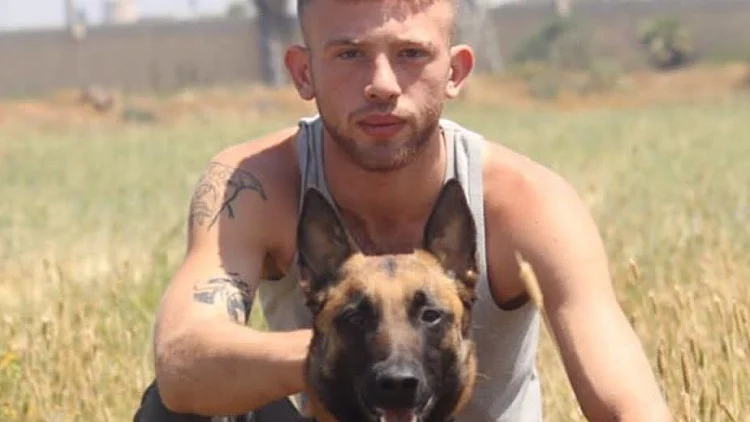 קפץ לאגם להציל את כלבתו – וטבע למוות: "כלבים היו כל עולמו"