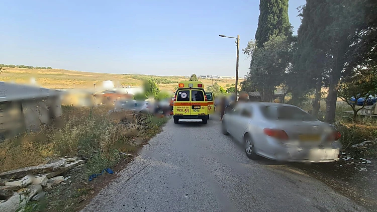 פעוט נשכח ברכב במושב אליקים