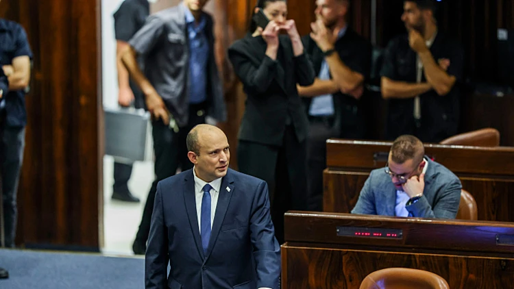 לפיד הפציר בסער: "אל תנקוט צעד לפני שננסה להעביר שוב את חוק יו"ש"