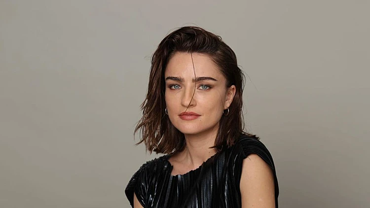 אניה בוקשטיין