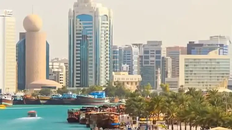 מלון לגו, שלג וגולף ב-30 מעלות: הצצה לאטרקציות בדובאי