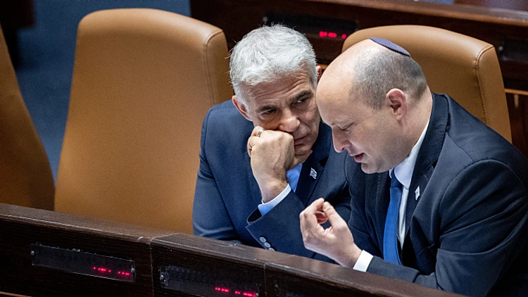 בנט ולפיד
