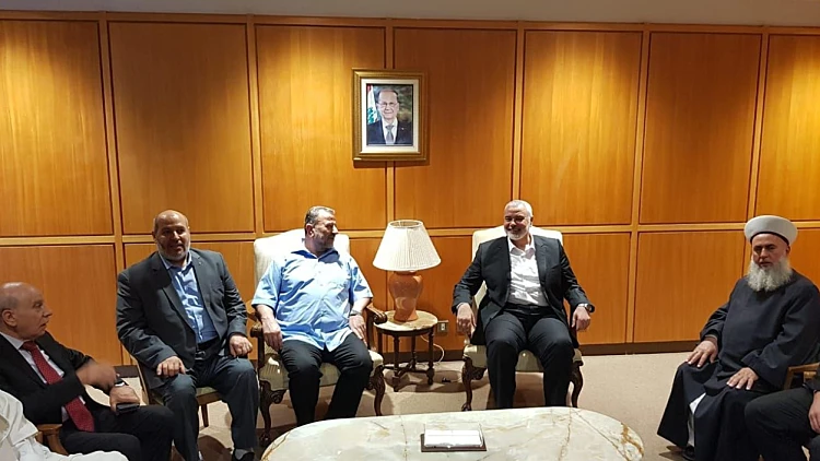 אסמאעיל הניה ומשלחת חמאס בביקור בלבנון