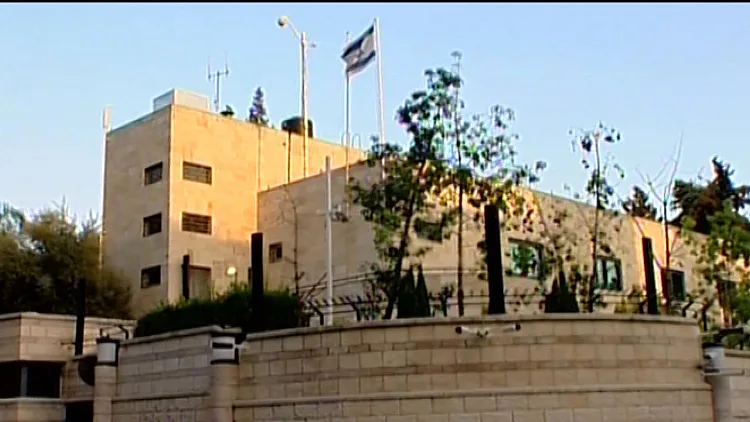 מחיר החזירות: 5,500 ש"ח עבור 35 מ"ר בת"א - וילה במרכז הארץ באותו מחיר