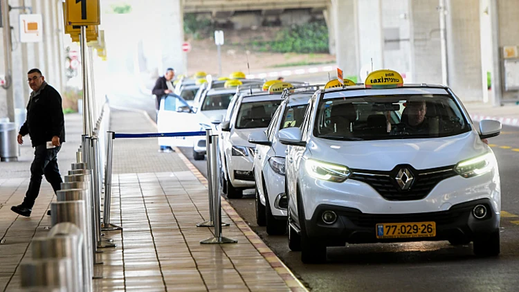 מחירי המוניות מתעדכנים: כמה תשלמו בקרוב על נסיעה לנתב"ג?
