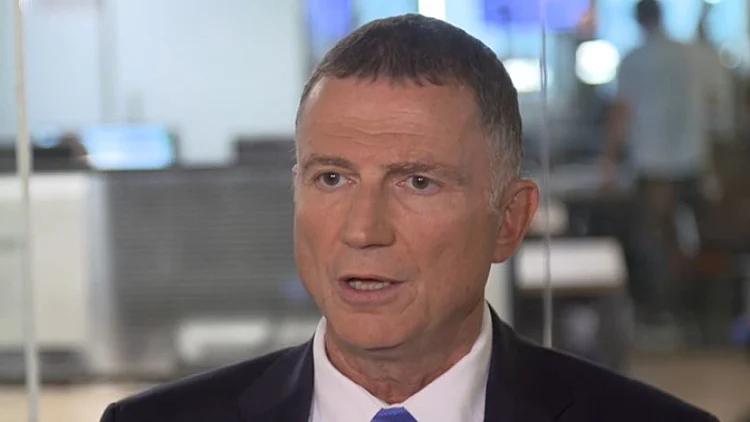 אדלשטיין: "לא היו שבעים רצון ממנדלבליט ולא ראיתי שהעיפו אותו"