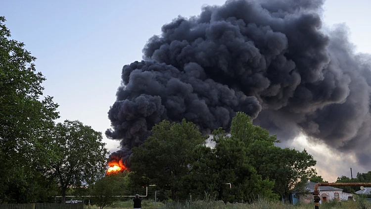 הפגזות הצבא הרוסי במחוז דונייצק שבמזרח אוקראינה