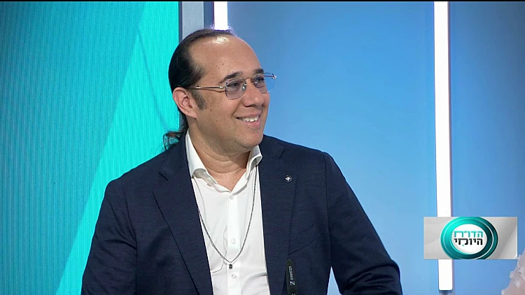 הפרצדורות האסתטיות של הסלבס מעבר לים