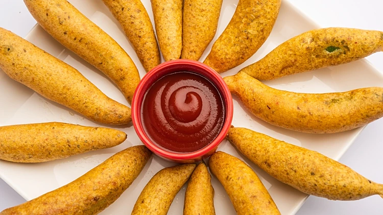 Stuffed,chilli,pakora,or,mirchi,pakoda,or,mirchi,vada,,an