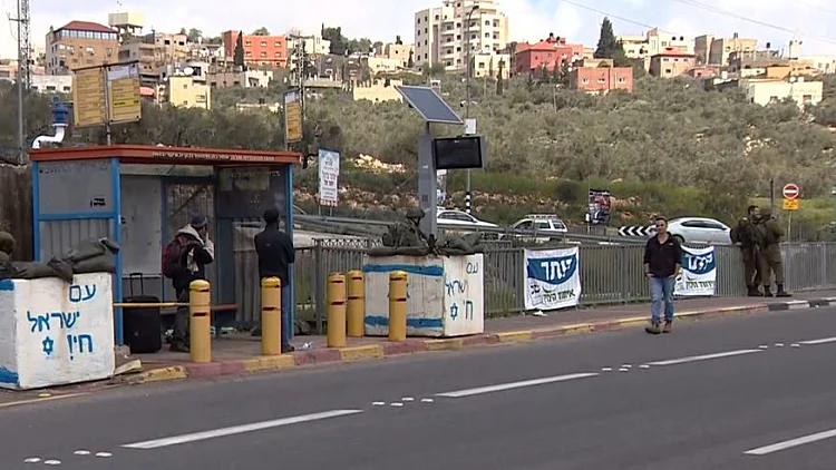 ניסיון לדריסת שוטר סמוך לאריאל - הנהג הפוגע נמלט