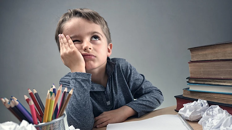 למה אנחנו מתייחסים לשעמום כאל דבר שלילי?