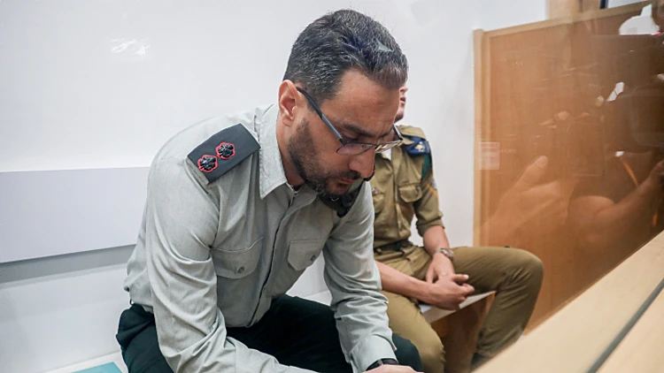 סא"ל דן שרוני, הנאשם בצילום עשרות חיילות במצבים אינטימיים