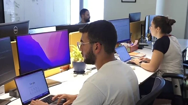 "זה העתיד": חברות ההיי-טק שמעסיקות נערים לפני צבא