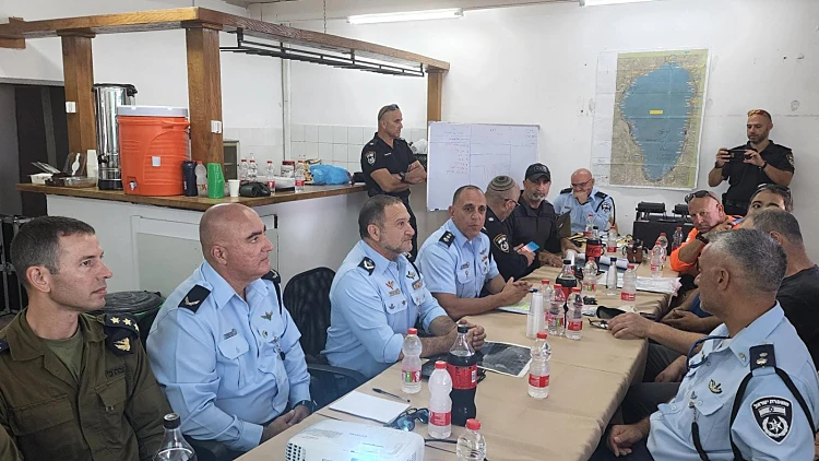 המפכ"ל למשפחת הנעדר בכנרת: "לא נרפה עד שנמצא אותו"