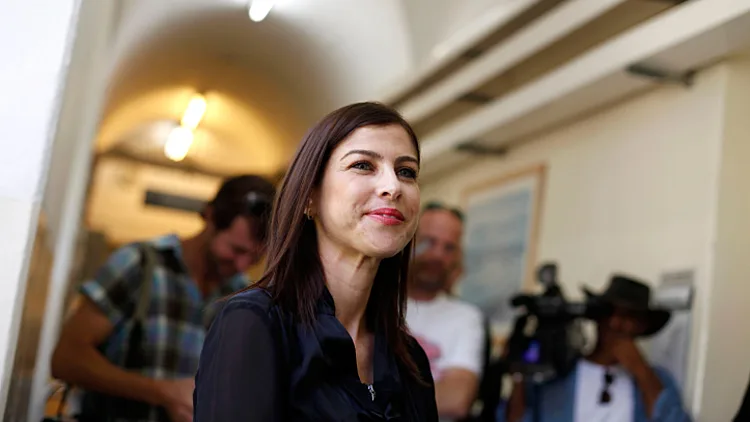 גאולה אבן סער