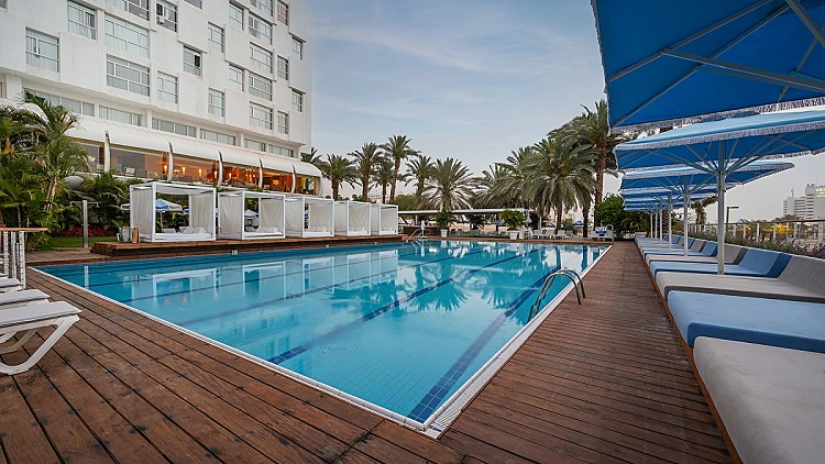 בריכת מלון גנים, צילום יחצ