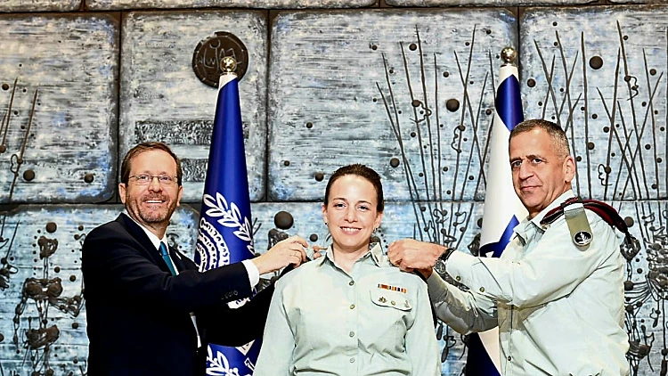 היסטוריה: לראשונה מונתה מזכירה צבאית לנשיא המדינה