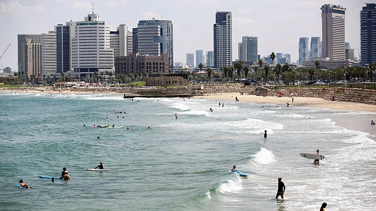 התחזית: ירידה הדרגתית בטמפרטורות - עדיין חם מהממוצע