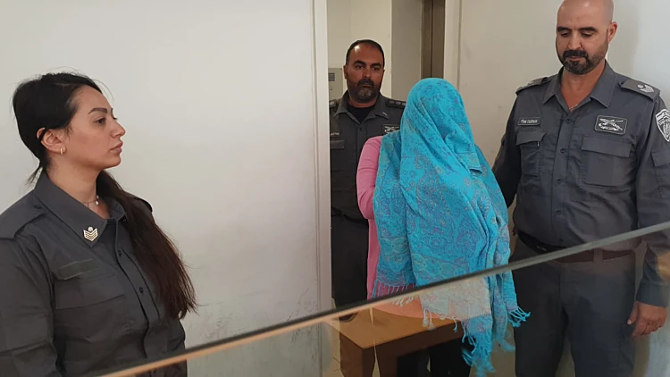 המורה מהצפון, חשודה בעבירות מין כלפי תלמידתה