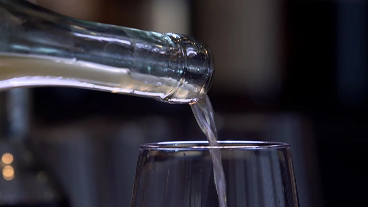 שונה ויקר יותר: הלהיט החדש של עולם היין הישראלי