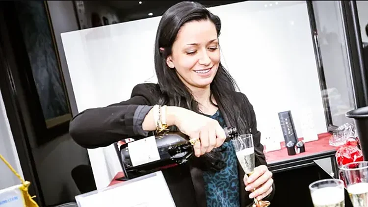 "מריה אדלה קוהפלדט ריברה" החשודה כמרגלת רוסית